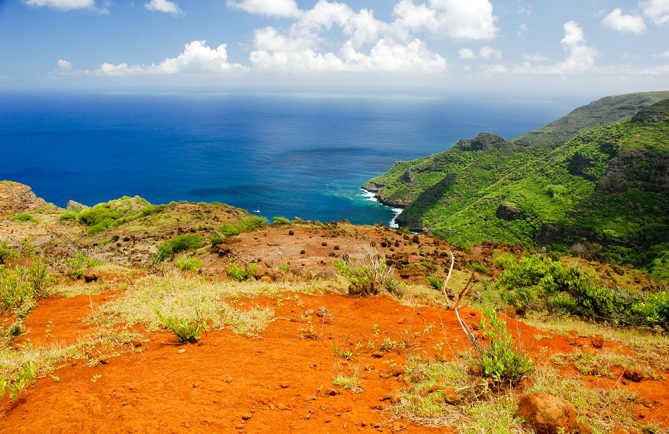 Eiao, aux Marquises, l'île rouge