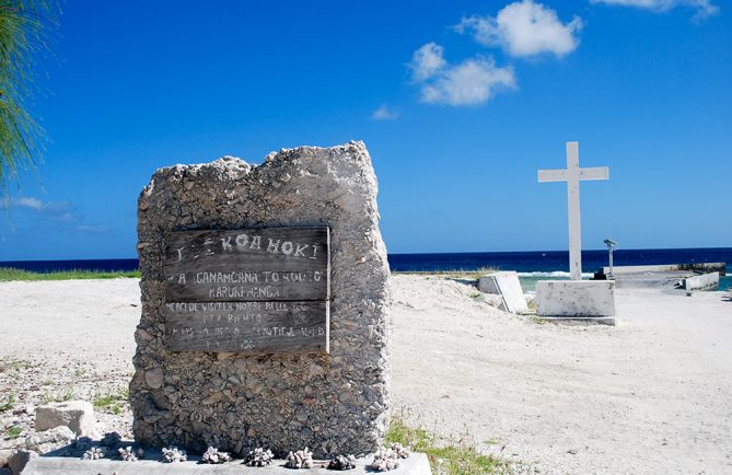 Esplanade de la darse de Napuka © Tahiti Heritage