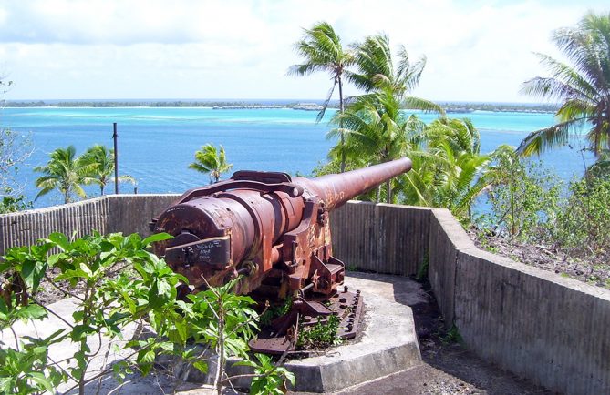 Canon américain d'Anau à Bora Bora. Photo Jules Shan