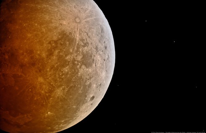 Eclipse lunaire à Tahiti du 14 avril 2014. Photo Société d'astronomie de Tahiti