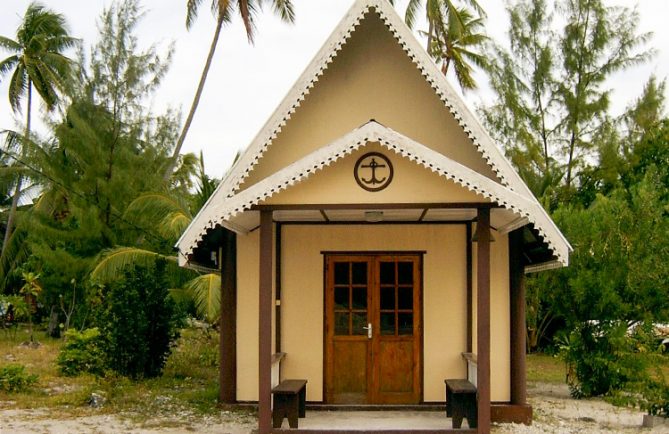 Le temple protestant de Makemo en 2004