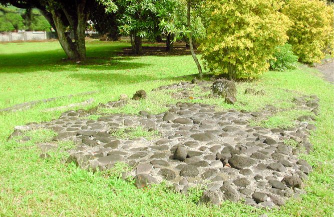 Marae Taputuarai à Tarirea - Papara