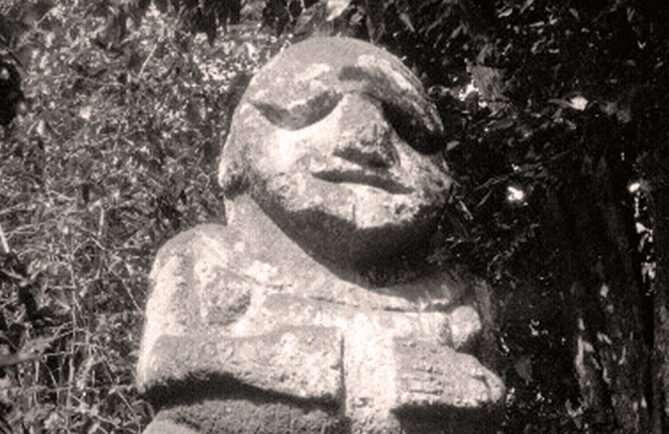 Le tiki farceur de Mamao à Papeete. Photo Pierre Verger