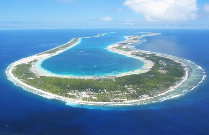 Atoll de Reao . Photo Mermoz