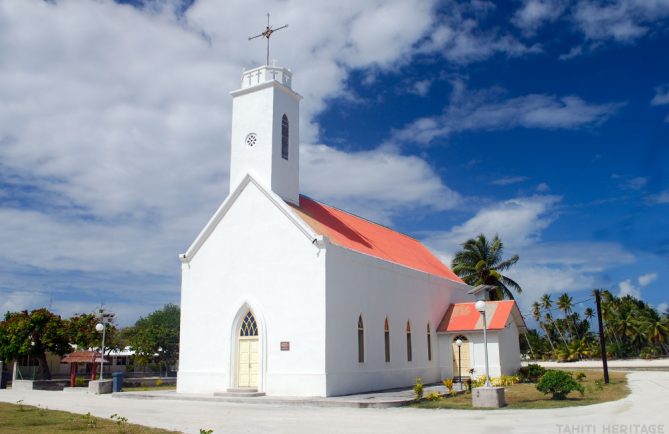 Eglise Saint-Dominique de Fangatau, Tuamotu. © Tahiti Heritage