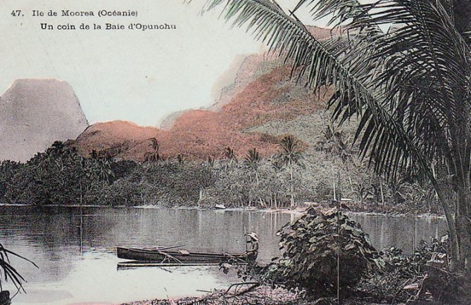 Un coin de la baie d'Opunohu à Moorea, vers 1910