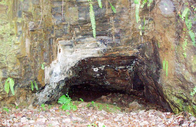 Grotte Ana Poiri à Raiavavae