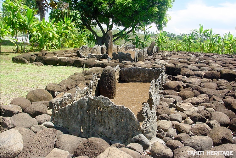 Marae Tefana i ahurai a tama de Faa'a