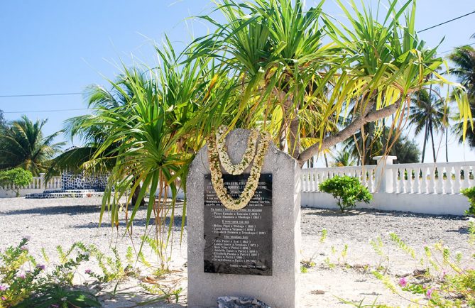 Monument aux victimes des cyclones, Napuka