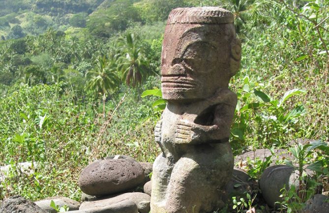 Tiki Moene, vallée de Hanapaoa, Hiva oa.