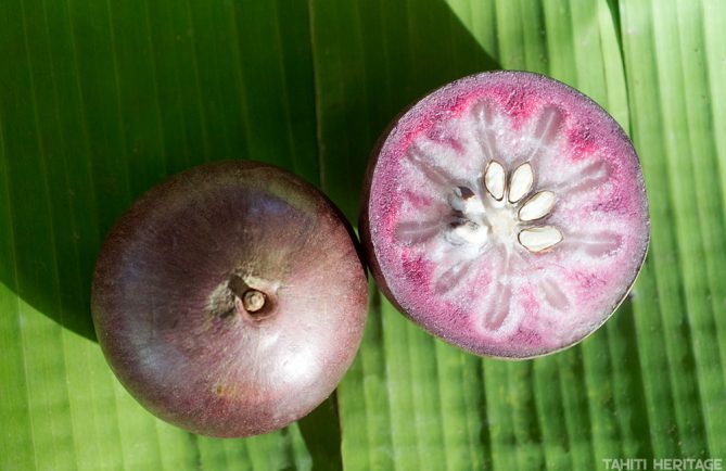 Caïmite, la pomme étoile tahitienne © Tahiti Heritage