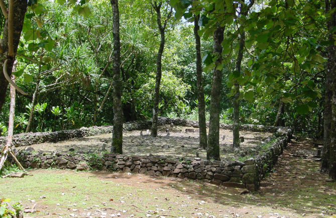 Marae Tetiiroa du circuit des ancêtres, d'Opunohu Moorea