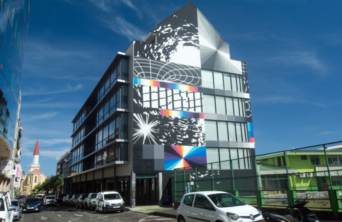 Street Art, géometrie de Felipe Pantone à Papeete