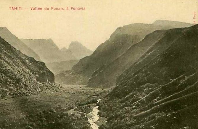 Vallée de Punaruu à Punaauia vers 1915. Photo Bobb